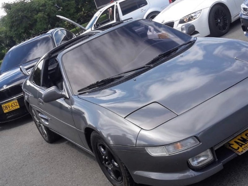 Toyota MR2